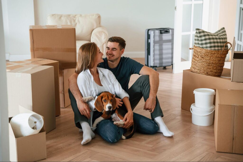 Couple moving into a new townhome in metro Atlanta with their dog ©Standret